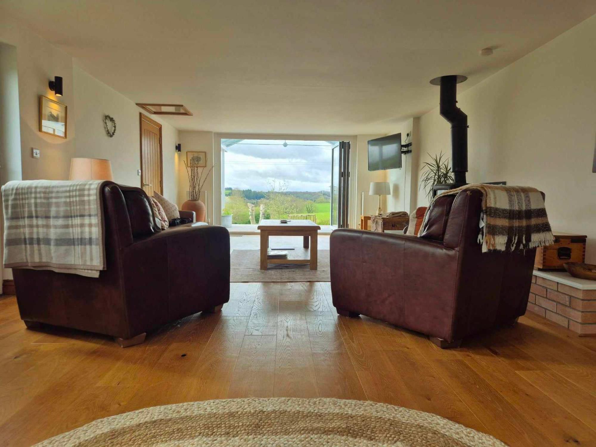 Poplars Cottage Usk Bagian luar foto