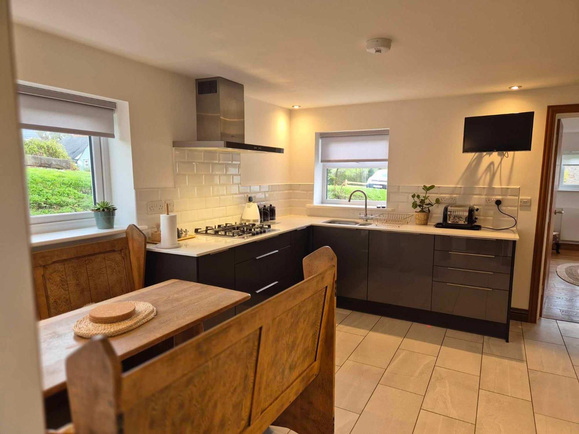 Poplars Cottage Usk Bagian luar foto