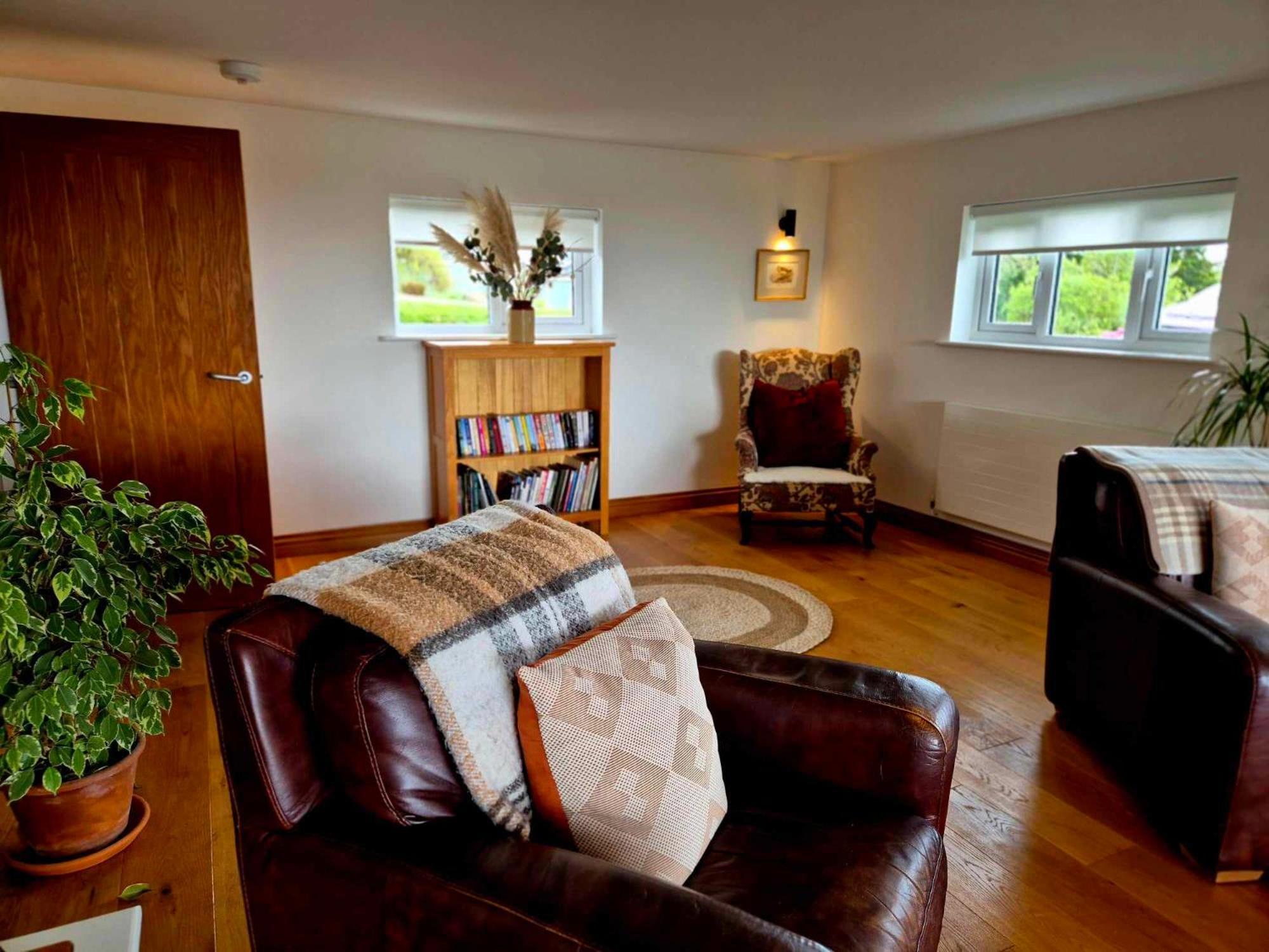 Poplars Cottage Usk Bagian luar foto